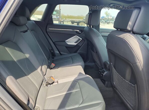 WA1EECF37P1022540 2023 AUDI Q3 Blue უკანა სალონის ხედი