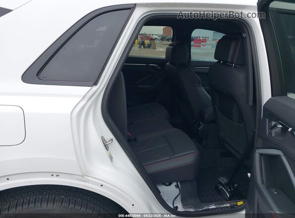 WA1EECF37S1024698 2025 AUDI Q3 White Widok naklejki z numerem VIN