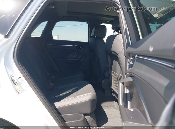 WA1EECF39R1104577 2024 AUDI Q3 White VIN კოდის სტიკერის ხედი