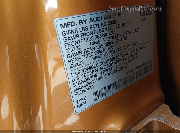 WA1EVAF18KD023979 2019 AUDI Q8 Оранжевый Вид подкапотного пространства
