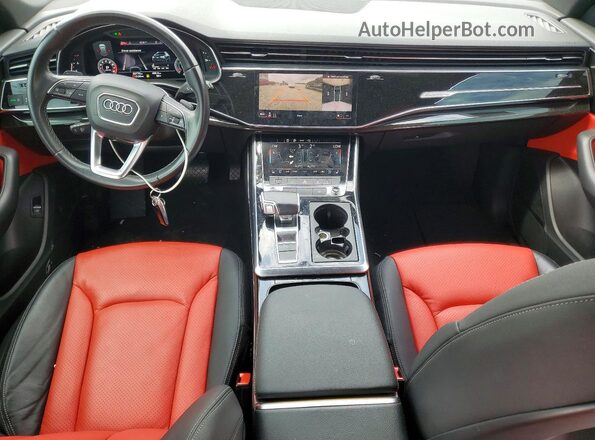 WA1EVAF18MD003637 2021 AUDI Q8 Белый Вид панели приборов