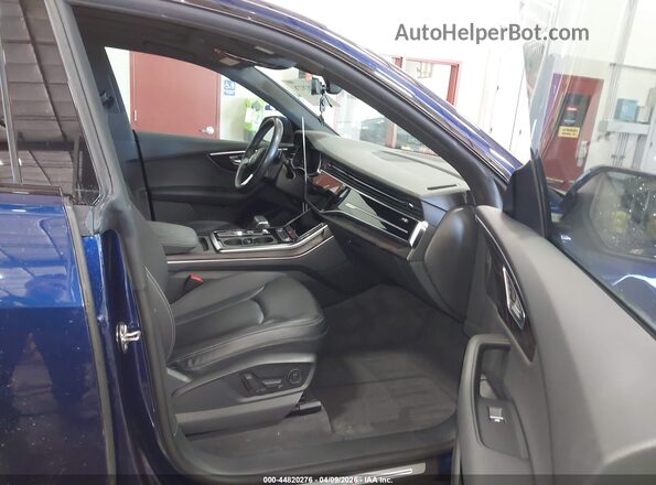 WA1EVAF1XKD021554 2019 AUDI Q8 Blue წინა სალონის ხედი