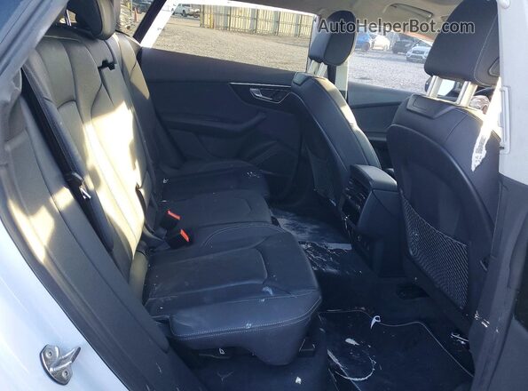 WA1EVAF1XLD004075 2020 AUDI Q8 White Սալոնի հետևի տեսք