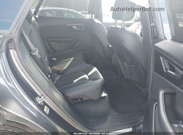 WA1FVAF11KD022743 2019 AUDI Q8 Gray Вид наклейки з VIN-кодом