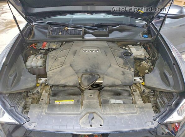 WA1FVAF13LD007758 2020 AUDI Q8 Gray Vista del compartimento del motor
