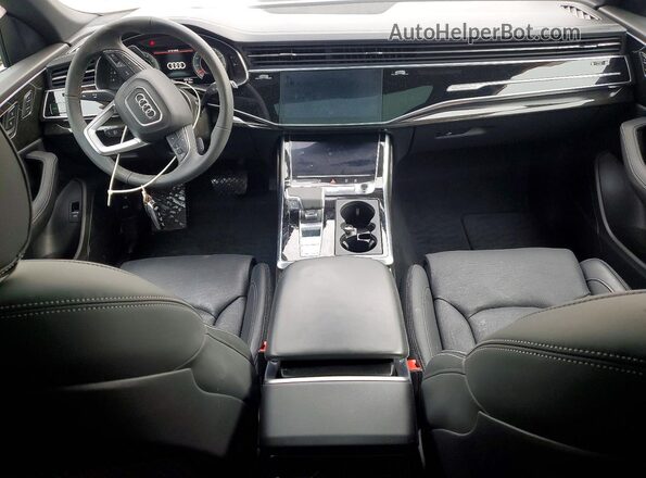 WA1FVBF12SD005603 2025 AUDI Q8 Tan Vista del salpicadero