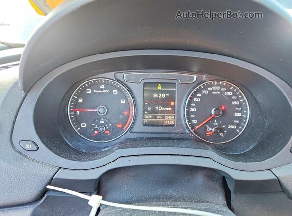 WA1GCCFS1JR010852 2018 AUDI Q3 Gray Widok zestawu wskaźników