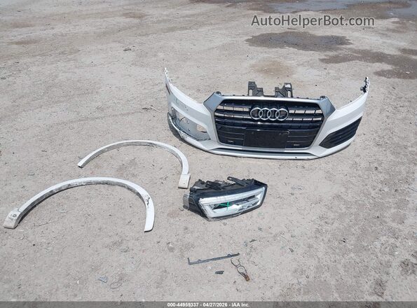 WA1HCCFS0JR008580 2018 AUDI Q3 White ხელსაწყოთა პანელის ხედი