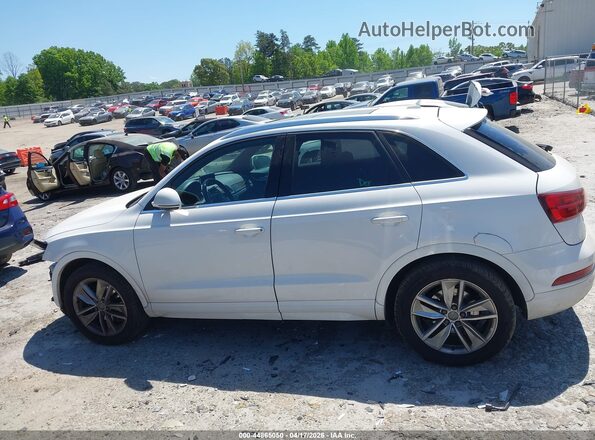 WA1HCCFSXHR016986 2017 AUDI Q3 White 