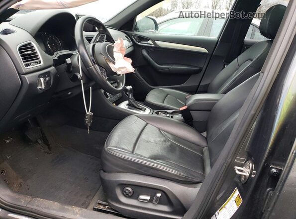 WA1JCCFS0JR020679 2018 AUDI Q3 Серый Вид салона спереди