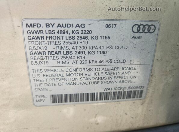WA1JCCFS1JR009433 2018 AUDI Q3 Silver Widok naklejki z numerem VIN