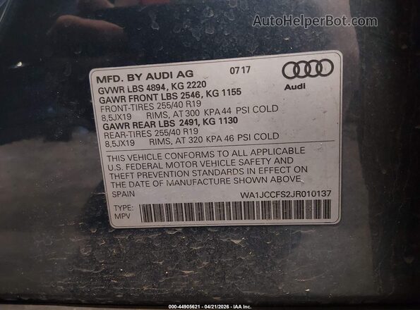 WA1JCCFS2JR010137 2018 AUDI Q3 Blue ძრავის განყოფილების ხედი