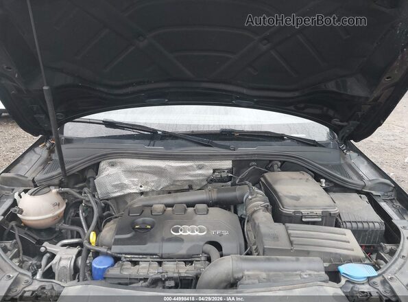 WA1JCCFS7JR004916 2018 AUDI Q3 Black Հետևի տեսք