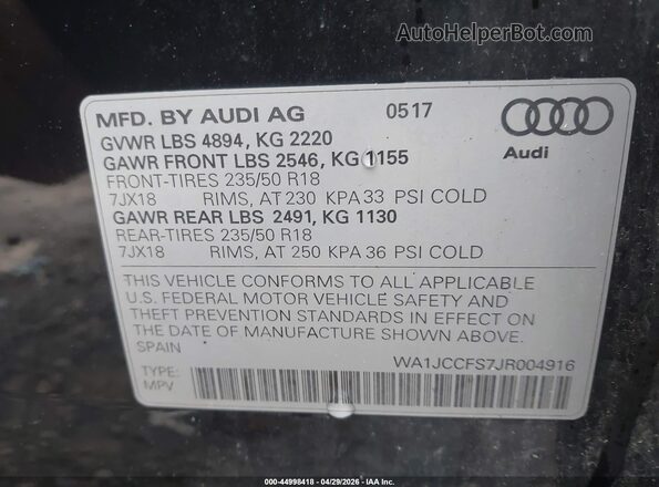 WA1JCCFS7JR004916 2018 AUDI Q3 Black Շարժիչի բաժամունքի տեսք
