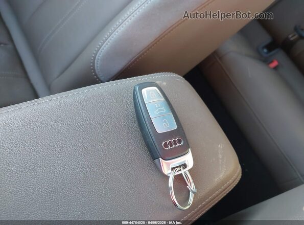 WA1L2BFZXPP027520 2023 AUDI Q4 Black Dashboard view