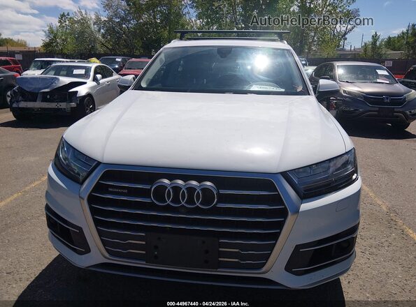 WA1LAAF76JD038308 2018 AUDI Q7 White Вид щитка приладів