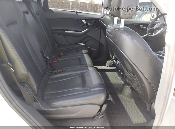 WA1LAAF76JD038308 2018 AUDI Q7 White Вид наклейки з VIN-кодом