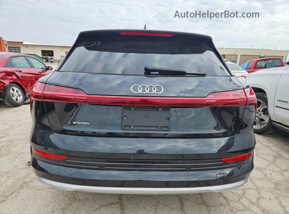 WA1LAAGE5KB024698 2019 AUDI E-TRON Black 