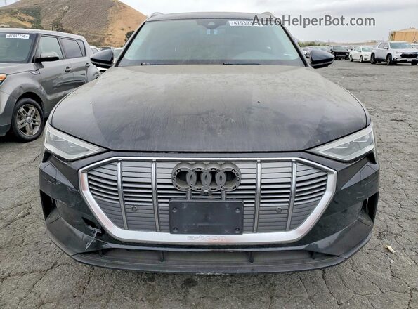 WA1LAAGE8MB000544 2021 AUDI E-TRON Black Вид спереду