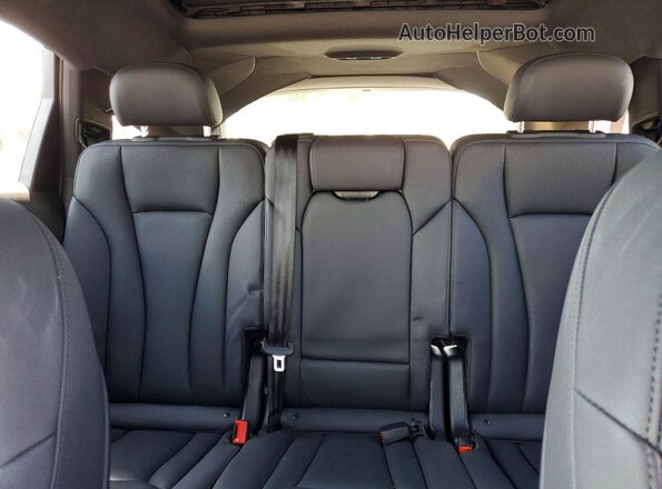 WA1LCBF7XPD010116 2023 AUDI Q7 Charcoal Widok tylnych siedzeń