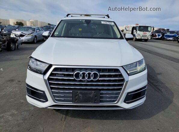 WA1LHAF70KD026751 2019 AUDI Q7 White 