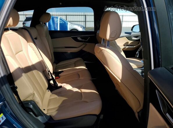 WA1LXAF78MD021304 2021 AUDI Q7 Blue Vista interior trasera