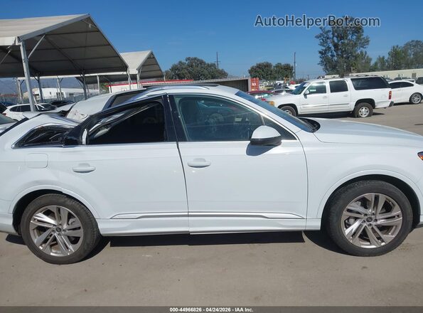 WA1LXBF74PD009032 2023 AUDI Q7 White 