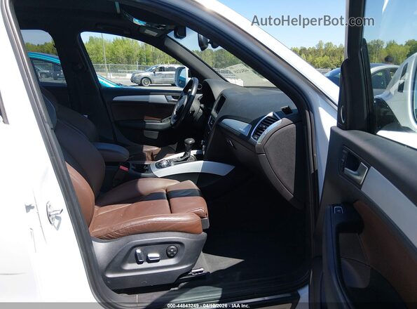 WA1M2AFP4HA090503 2017 AUDI Q5 White Vista interior delantera
