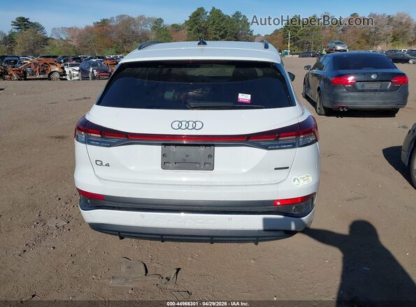 WA1M2BFZ1NP047656 2022 AUDI Q4 White 