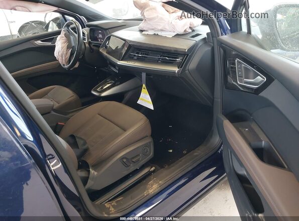 WA1M2BFZ9RP023059 2024 AUDI Q4 Blue წინა სალონის ხედი