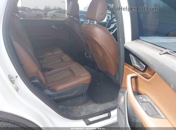 WA1VABF73HD020163 2017 AUDI Q7 White VIN կոդի պիտակի տեսք