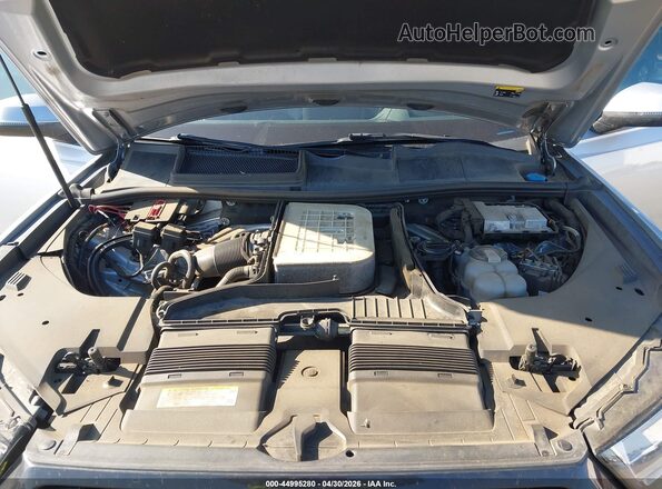WA1VABF73JD010304 2018 AUDI Q7 Silver Вид ззаду