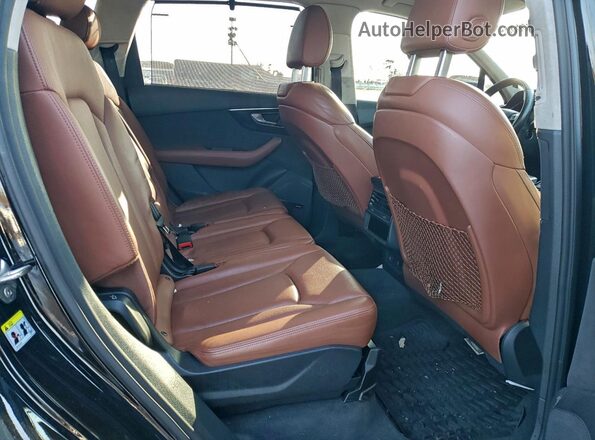 WA1VXAF72LD002738 2020 AUDI Q7 Black უკანა სალონის ხედი