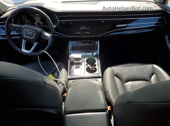 WA1VXAF72MD022263 2021 AUDI Q7 Серебряный Вид панели приборов
