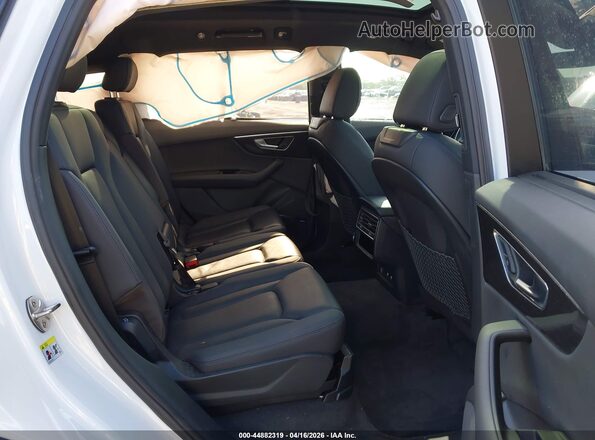 WA1VXAF78LD006731 2020 AUDI Q7 White Vista de la etiqueta del VIN