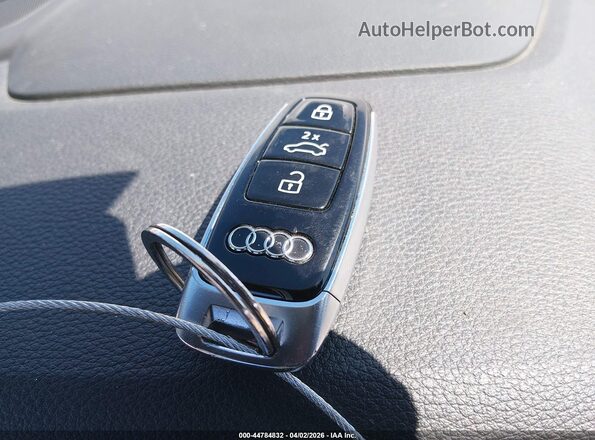 WA1VXAF7XLD004835 2020 AUDI Q7 White 