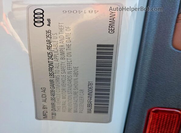 WAUBBAF44MN006781 2021 AUDI OTHER White Widok komory silnika