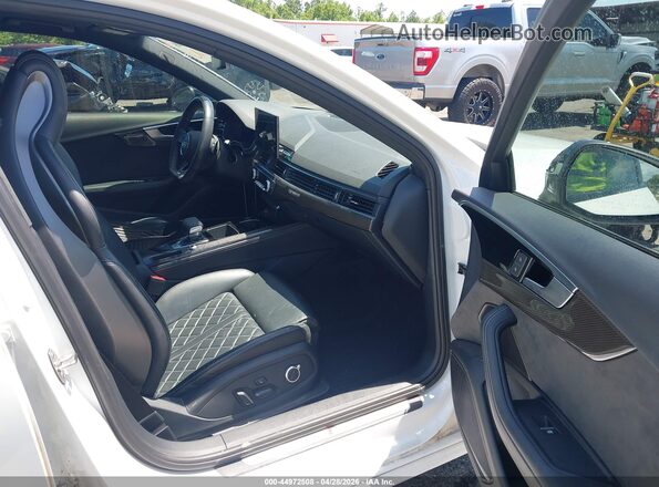 WAUC4AF49LA028862 2020 AUDI S4 White Front interior view