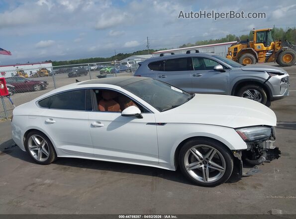 WAUDACF52MA038135 2021 AUDI OTHER White Widok wnętrza 360 stopni