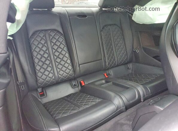 WAUP4AF54JA003083 2018 AUDI S5 Red Vista de los asientos traseros