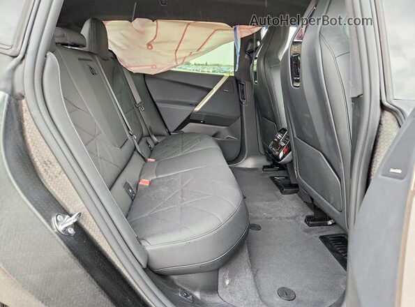 WB523CF02RCR74255 2024 BMW IX Бордовый Вид задней части салона