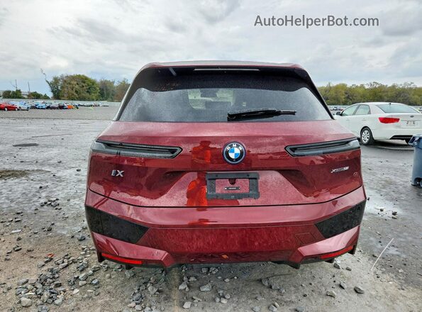 WB523CF02RCR74255 2024 BMW IX Бордовый Вид сзади