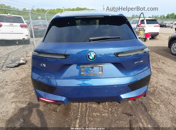 WB523CF02RCS04377 2024 BMW IX Navy 
