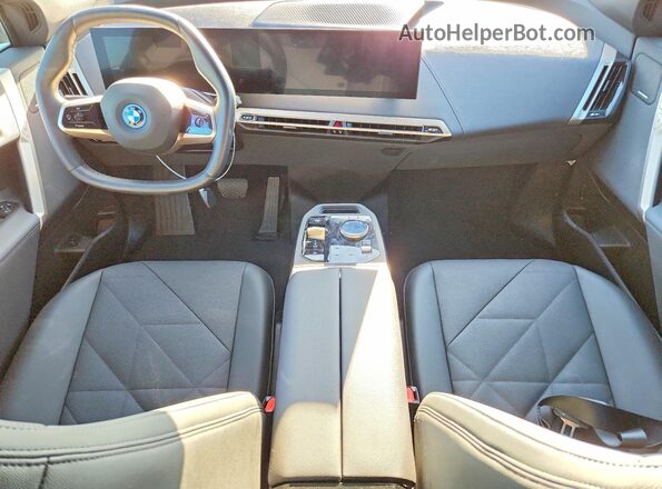 WB523CF03SCT67965 2025 BMW IX Black Dashboard view
