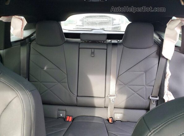 WB523CF07SCS20502 2025 BMW IX Gray Widok tylnych siedzeń