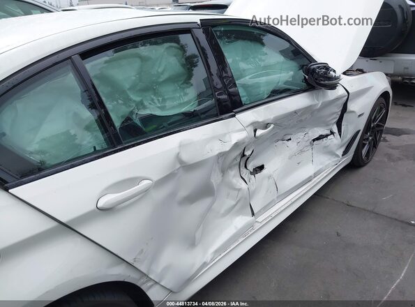 WBA13AG01PCL24068 2023 BMW 5 SERIES Белый Вид спереди