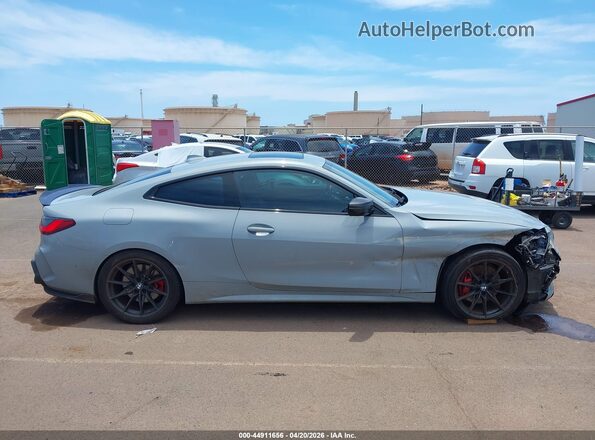 WBA13AR08NCJ90718 2022 BMW M4 Gray სალონის 360-გრადუსიანი ხედი