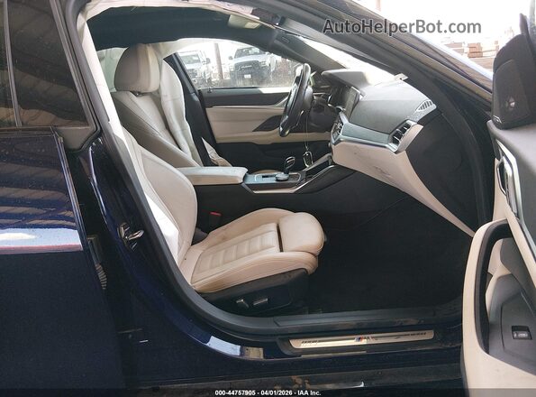 WBA13AW08NFM38792 2022 BMW OTHER Blue წინა სალონის ხედი