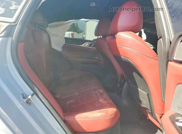 WBA13AW08NFN19548 2022 BMW M4 Silver Вид задніх сидінь