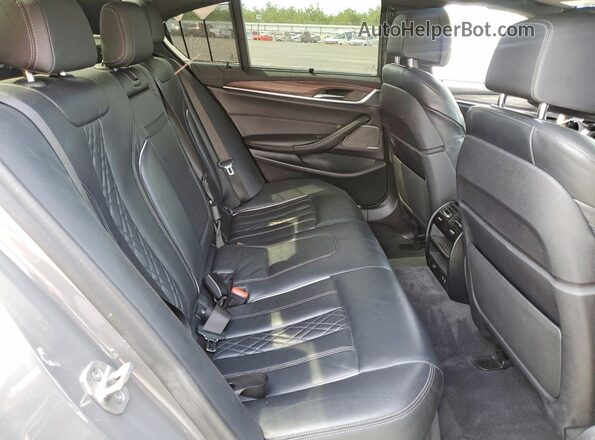 WBA13BK03NCL01708 2022 BMW M5 Gray უკანა სავარძლების ხედი